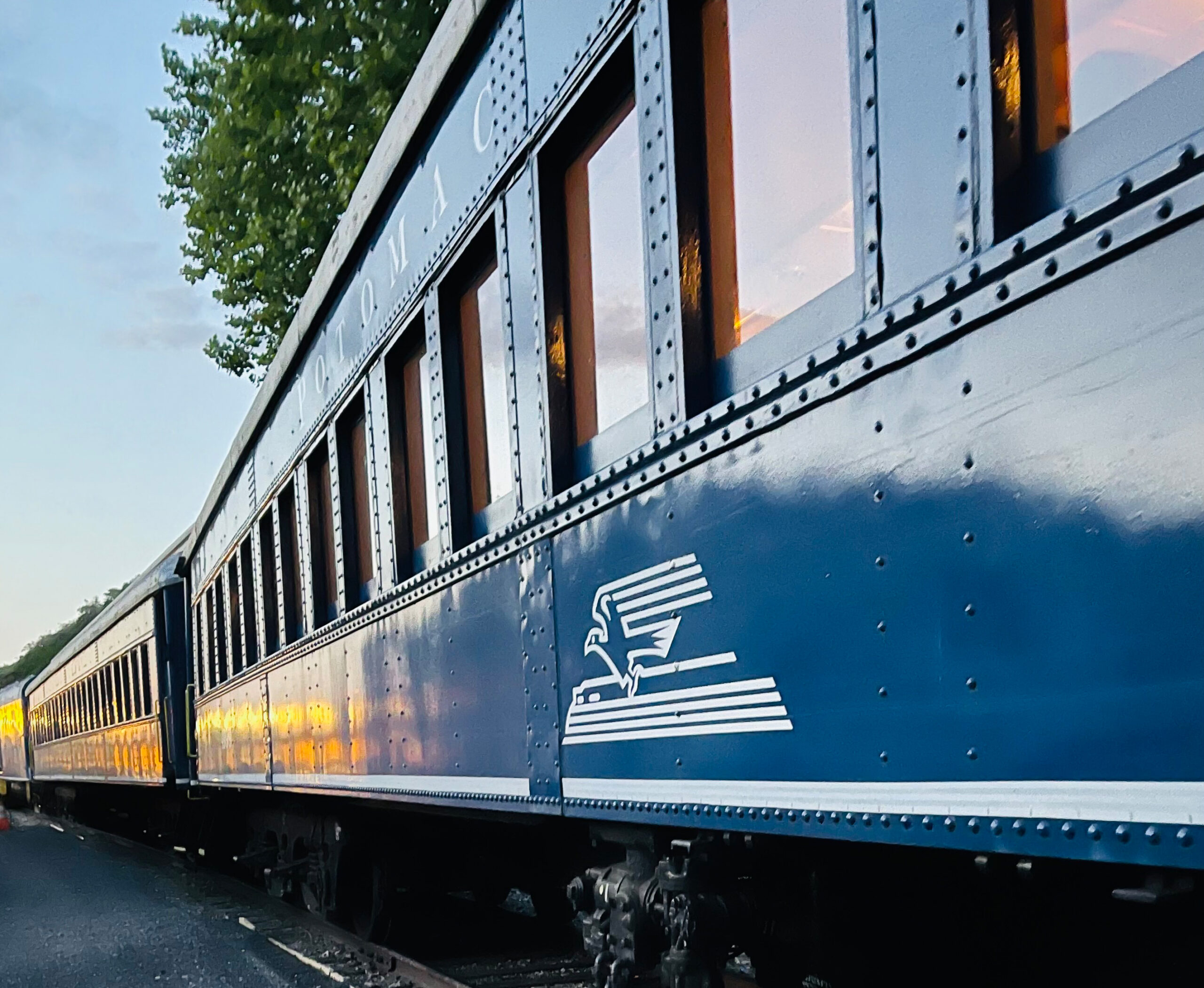 Sunset Coach Car