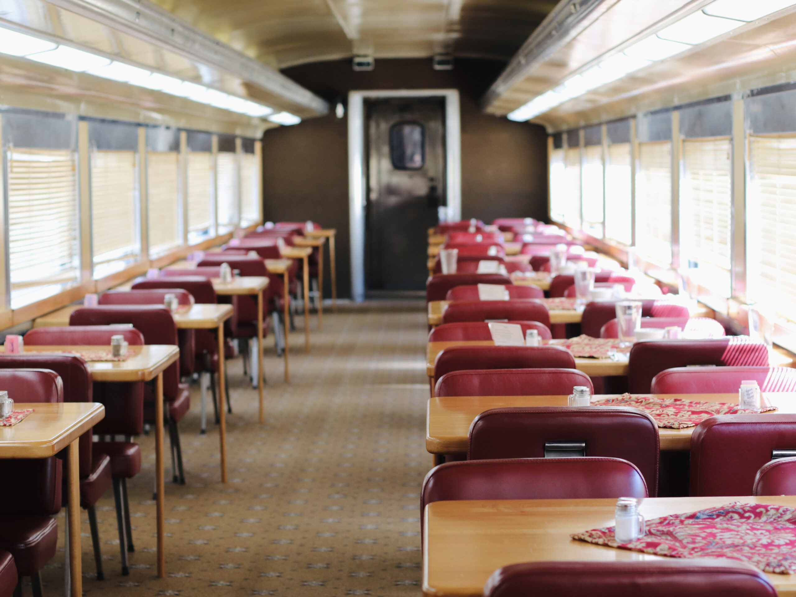 Superior Dining Train Car