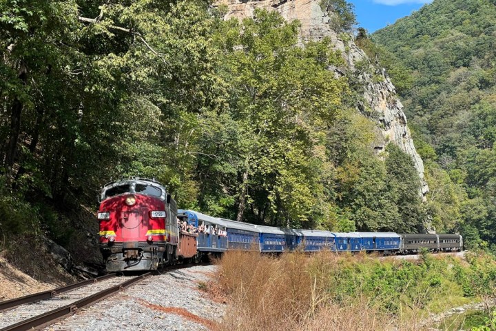 Model FP9-A number 1755 pulling the train by eagle rock